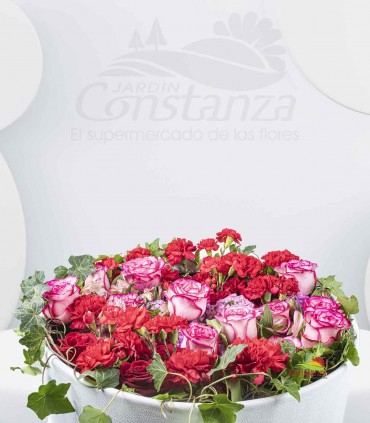 CA-05 CAJA CORAZON EN ROSAS  Floristería Tropical Garden